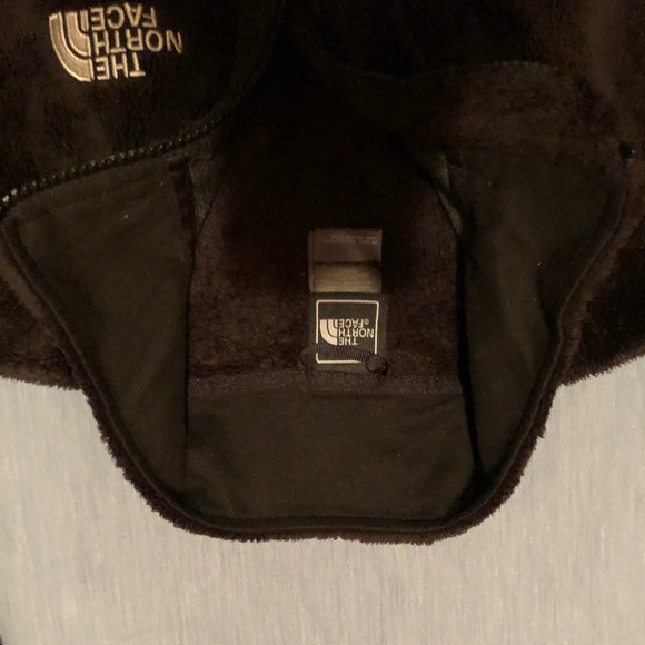 the North face great soft material jacket awesome - Picture 3 of 5